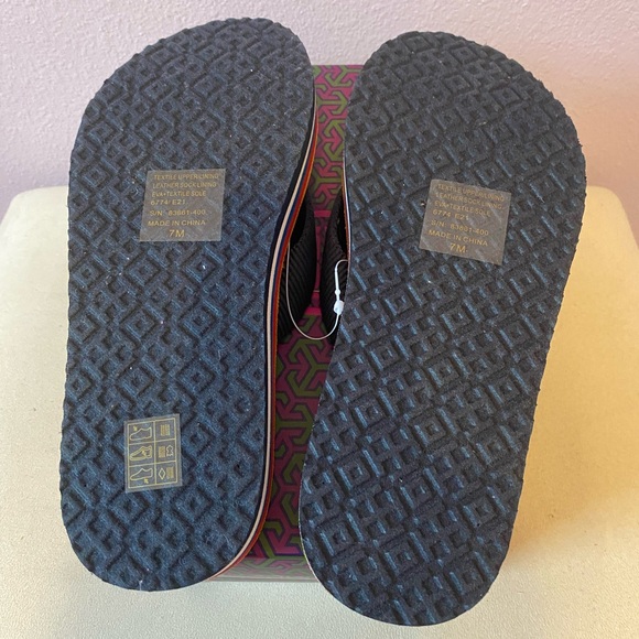Tory Burch 70’s Platform Flip Flop Tory Navy/Toasted Acorn - Picture 7 of 9